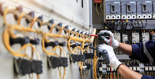 Professional Electrician technician working in Waterville, OH